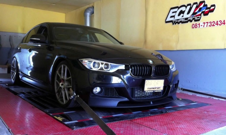 BMW 320d F30 2013 on Dyno at RPT Thailand