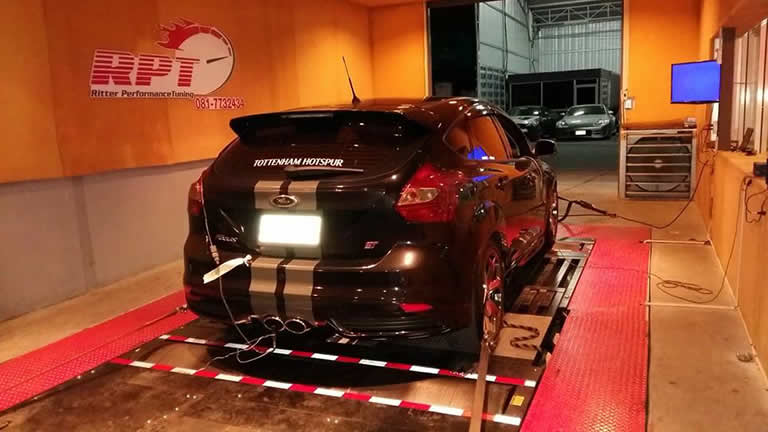 Ford Focus 2012 on dyno in the RPT Gallery