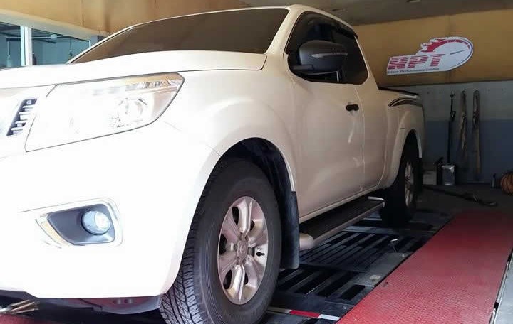 2014 Nissan Navara NP300 on dyno for remapping at RPT