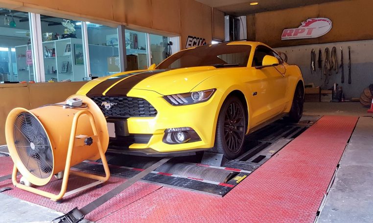 Mustang 2.3L ecoboost during remapping at RPT Tuning Bangkok Thailand